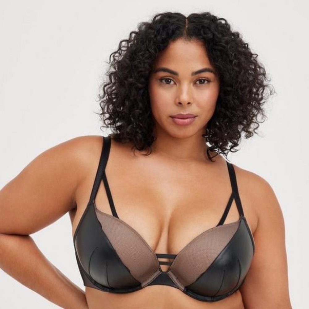 Torrid Faux Leather Mesh Knit XO Plunge Push-Up Bra Size 40D - Picture 7 of 7